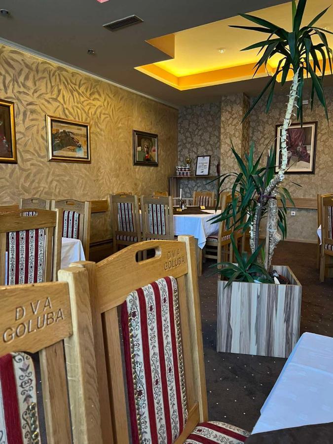 Hotel Dva Goluba Pale Exteriör bild